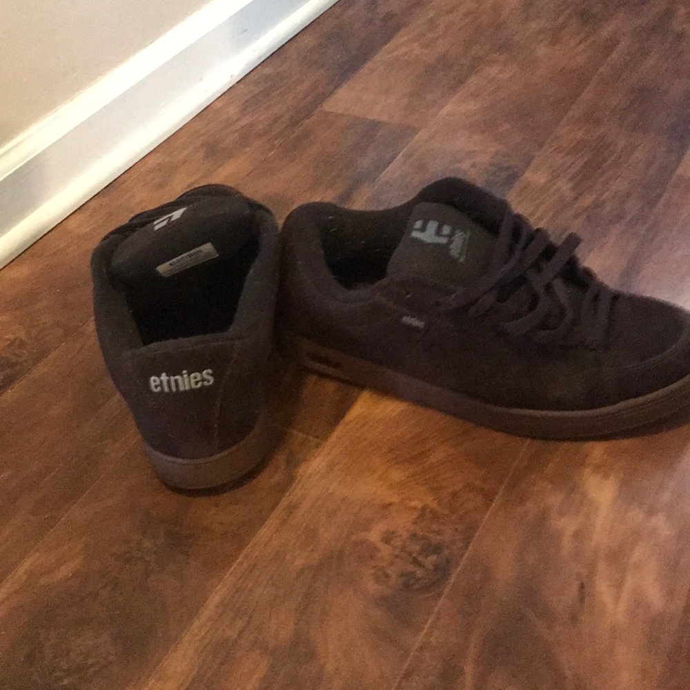 Etnies shoes size 13 men’s